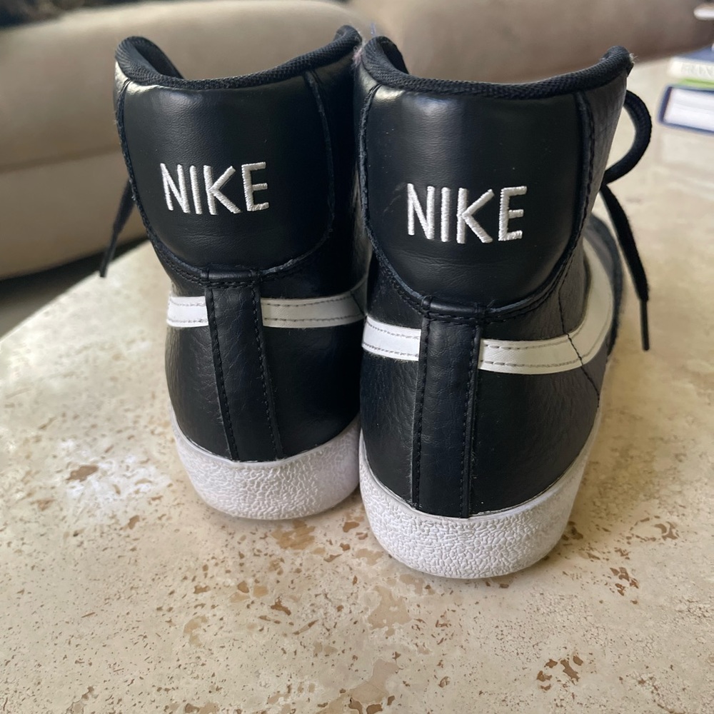 Hightop Nike Chucks Style